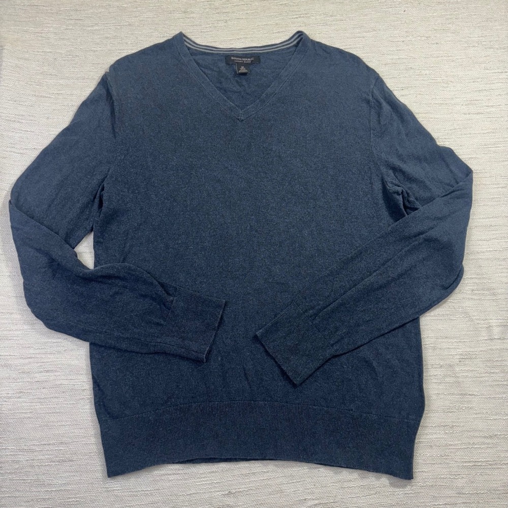 Banana Republic Mens Silk Cashmere Blend V-Neck Sweater Blue Heather Size Medium